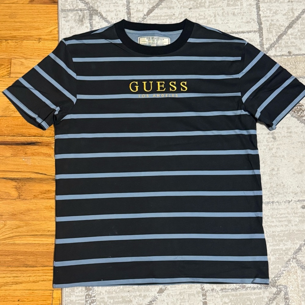 GUESS Men's Black and Gray Striped Tee